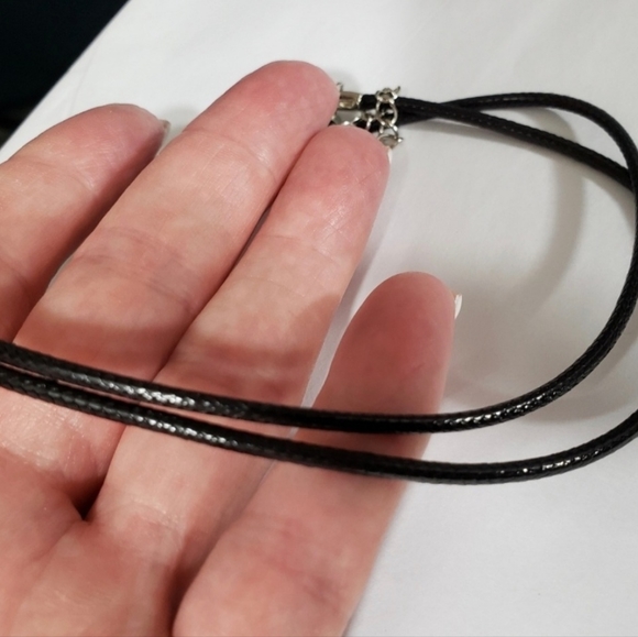 White Howlite Heart Pendant - Picture 6 of 8